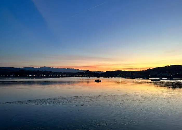 El Velero De Cantabria San Vicente De La Barquera